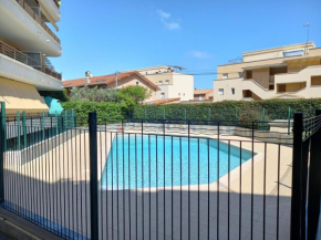 Les deux Châteaux avec piscine, climatisation et Wi-Fi